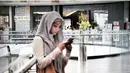 Selain dapat dukungan dari ustad Subki, dukungan terus mengalir dari netizen. Meski Rina mengakui tidak sedikit yang kaget dengan perubahan tersebut. Begitu juga pujian dari netizen yang membanjiri laman Instagram. (Instagram/rinanose16)