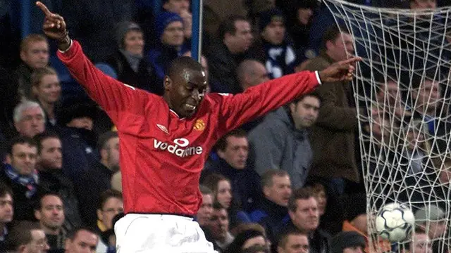 FOTO: 5 Striker Andalan Manchester United Era 90-an