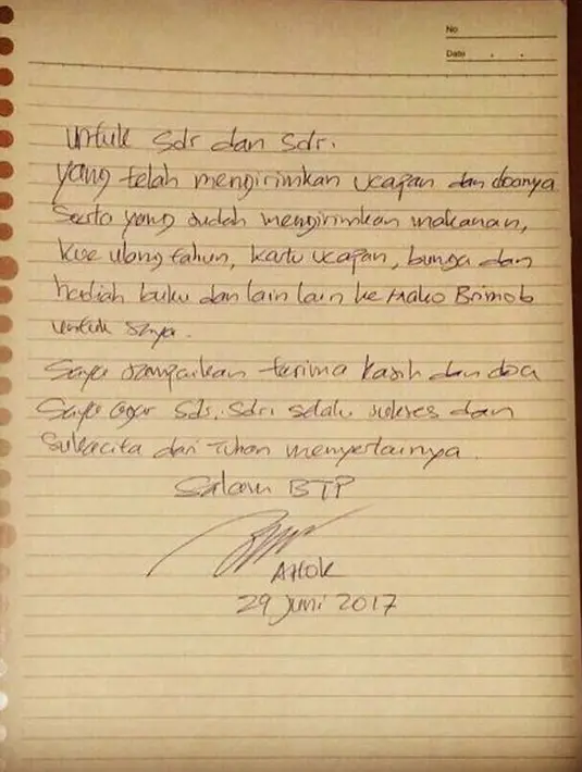 Surat Basuki Tjahaja Purnama (Ahok) berupa ucapan terima kasih yang ditujukan untuk kerabat yang telah mengirimkan kartu ucapan, doa, kue ulang tahun, bunga hadiah buku dan lain-lain ke Mako Brimob. (Instagram/@basukibtp)