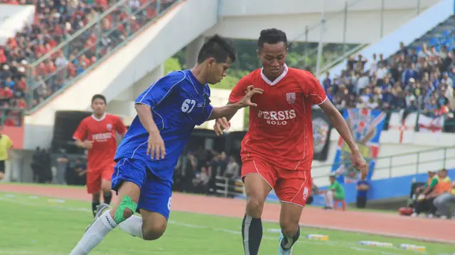 Persis Solo