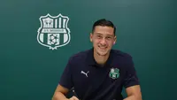 Jay Idzes diumumkan sebagai pemain baru Sassuolo, Sabtu (9/8/2025). (Dok. Sassuolo)