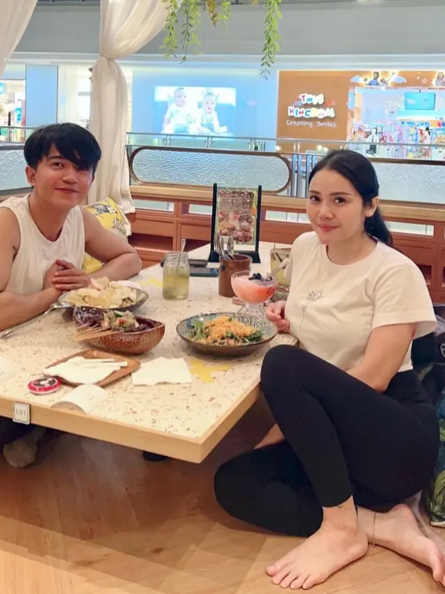Mawar AFI dan Danny Setiawan