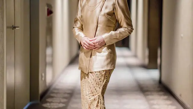 Profil Melly Goeslaw yang Nyanyi Lagu Gantung dengan Lirik Anggaran saat Rapat di Komisi X. (instagram/melly_goeslaw)