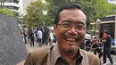 Mantan Menteri Pertanian Suswono mendatangi kantor KPK, Jakarta, Kamis (30/10/2014). (Liputan6.com/Miftahul Hayat)