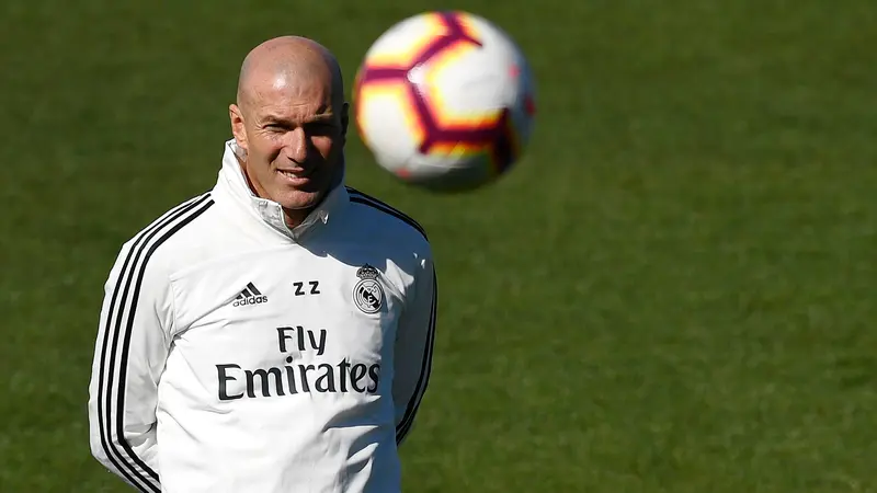 Melihat Zidane Pimpin Latihan Real Madrid