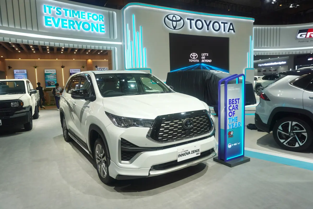 SPK Toyota Tembus 2.540 Unit di IIMS 2024, Kijang Innova Zenix Hybrid Terlaris (ist)