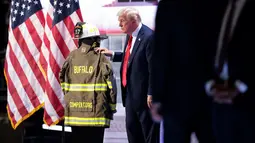 Comperatore, seorang petugas pemadam kebakaran tewas saat melindungi keluarganya dalam penembakan Trump di rapat umum terkait kampanye Pilpres AS di Butler, Pennsylvania. (SCOTT OLSON / GETTY IMAGES NORTH AMERICA / Getty Images via AFP)