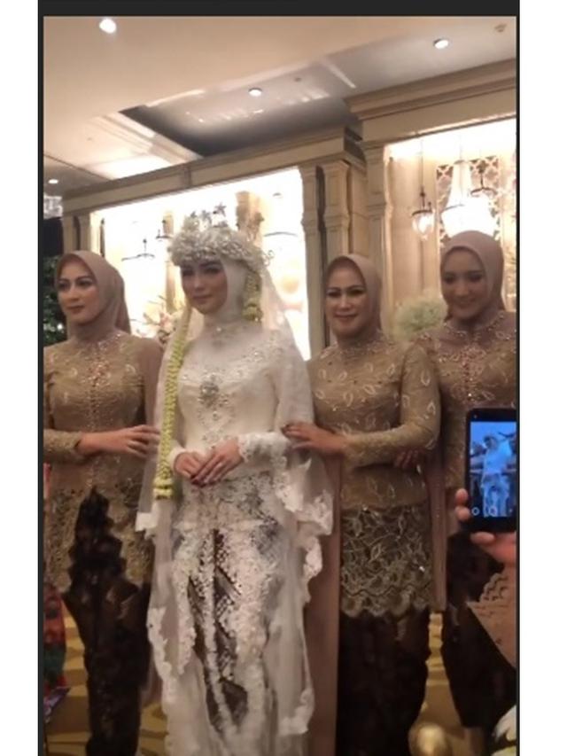 Akad nikah Citra Kirana dan Rezky Aditya.