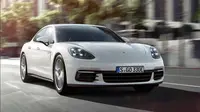  Porsche Panamera 4 E-Hybrid generasi kedua. 