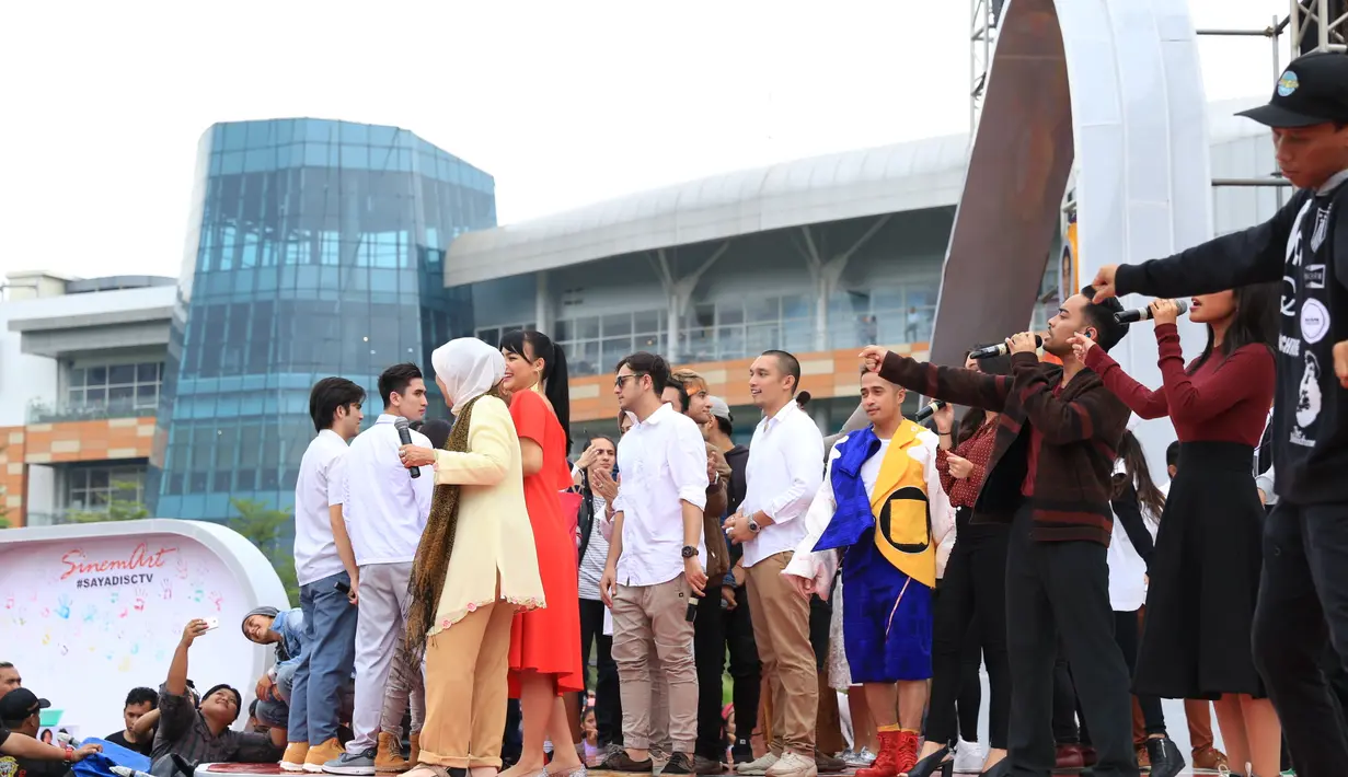 Sinetron Anak Sekolahan, Anak Langit, Orang-Orang Kampung Duku, dan Berkah Cinta produksi Sinemart mulai tayang perdana pada Senin (20/2). (Adrian Putra/Bintang.com)