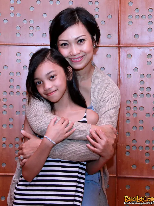 Nola B3 dan Naura Ayu. [Foto: Muhammad Akrom Sukarya/KapanLagi]