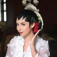 Nadine Kaiser Putri Susi Pudjiastuti saat Menikah. [@rhay_david]