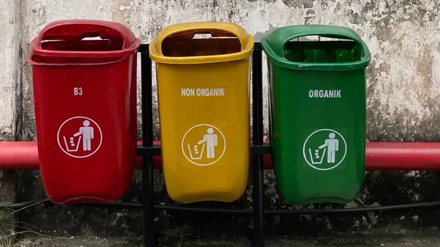 Jenis Jenis Tempat Sampah Berdasarkan Warna
