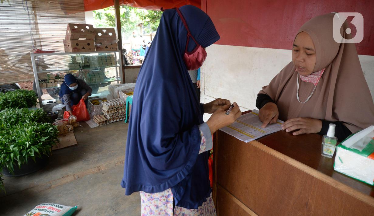 FOTO: 95 Orang Dapat Bantuan Non Tunai Kemensos di Tangsel ...
