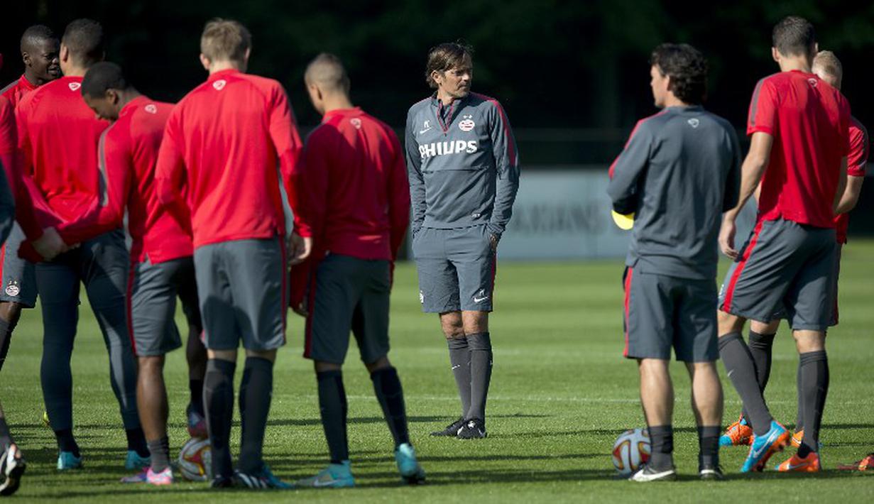 Philip Cocu menjadi pelatih PSV Eindhoven sejak tahun 2013. (AFP/ANP/Marcel Van Hoorn)