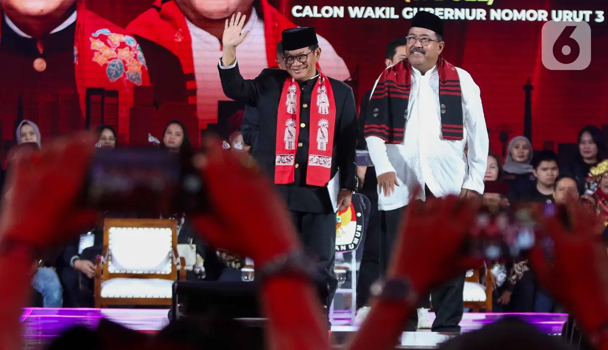 Masing-masing pasangan calon gubernur dan calon wakil gubernur mengaku siap beradu argumen dan gagasan dalam debat ketiga Pemilihan Kepala Daerah Jakarta 2024. (Liputan6.com/Herman Zakharia)