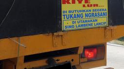Bagi yang merasa ucapannya pedas, bisa langsung hubungi sopir truk ini. (Source: Twitter/@harunations)