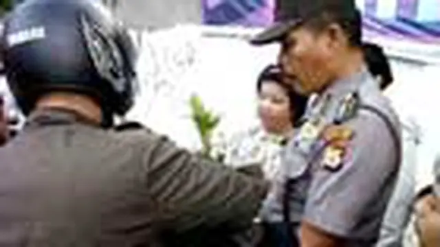 Polisi Ringkus Dua Orang Maling Warung