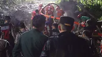 Detik-Detik Ibu dan Anak Tertimbun Longsor di Pejagoan Kebumen