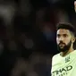 Gael Clichy saat membela Manchester City pada laga Liga Champions melawan Paris Saint-Germain di Parc des Princes Stadium, Paris, (06/4/2016).  (EPA/Guillaume Horcajuelo)