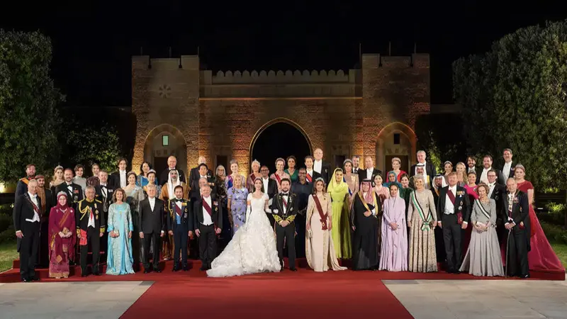 Potret Kate Middleton dan Pangeran William foto bareng dengan bangsawan seluruh dunia
