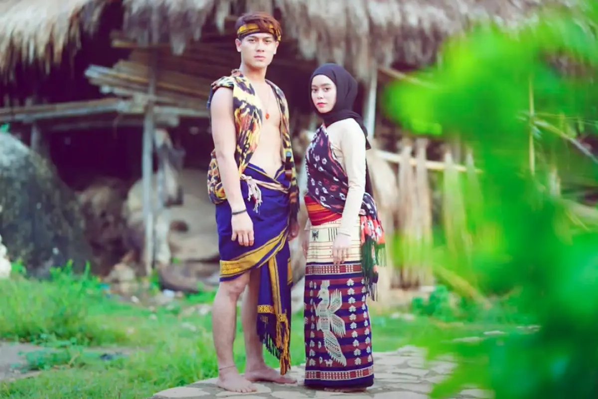 Momen Lesty Kejora dan Rizky Billar jadi Raja dan Permaisuri Sehari di Pulau Sumba