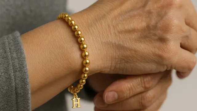 Model Gelang Emas untuk Usia 50 Tahun ke Atas, Anggun dan Elegan di Segala Acara