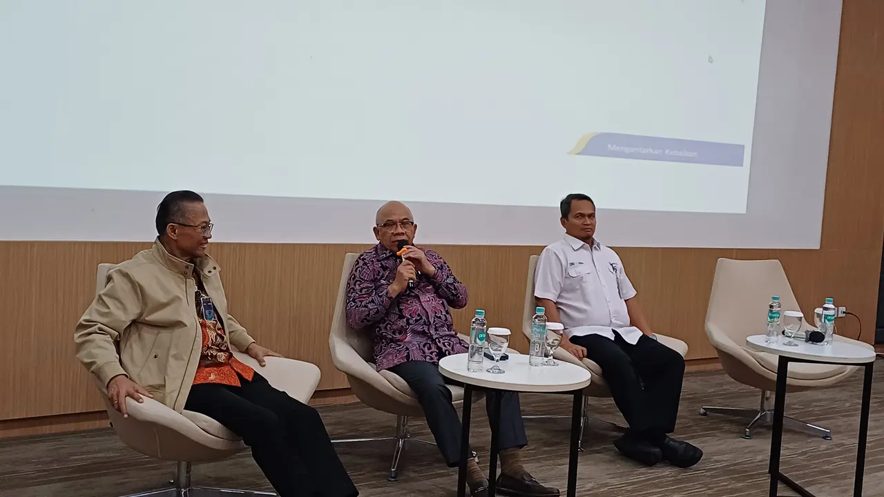 Direktur Utama Perum Bulog Wahyu Suparyono