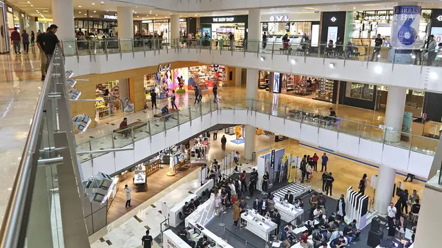 Pengunjung Mal Grand Indonesia Masih Normal di Tengah Virus Corona