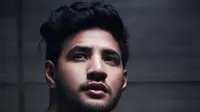 Ammar Zoni Jadi Pujangga di Pesta Satu Tahun Anak Langit