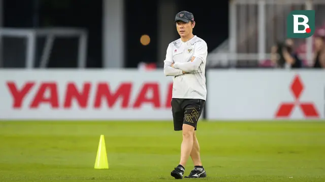 Official Training Timnas Indonesia Jelang Laga Semfinal Piala AFF 2022 Melawan Timnas Vietnam