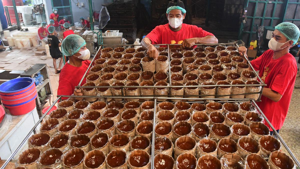 Kue Keranjang, Penganan Khas Imlek yang Paling Banyak Diburu