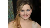 Abigail Breslin (IMDb)