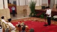 Presiden Jokowi saat memberikan sambutan pada peringatan malam Nuzulul Quran di Istana Negara. (Liputan6.com/Ahmad Romadoni)