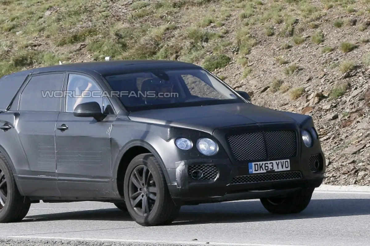SUV Teranyar Bentley Jadi Yang Paling Mahal Di Kelasnya