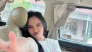 Komentar netizen pun penuh dengan ungkapan kebahagiaan. Banyak yang menyebut Randy sangat 'bucin' kepada Lyodra, bahkan ada yang mengatakan bahwa Randy mencintai Lyodra secara ugal-ugalan. Unggahan ini juga membuat penggemar ikut senyum-senyum sendiri melihat kebersamaan mereka. (Liputan6.com/IG/@randymartinnn)