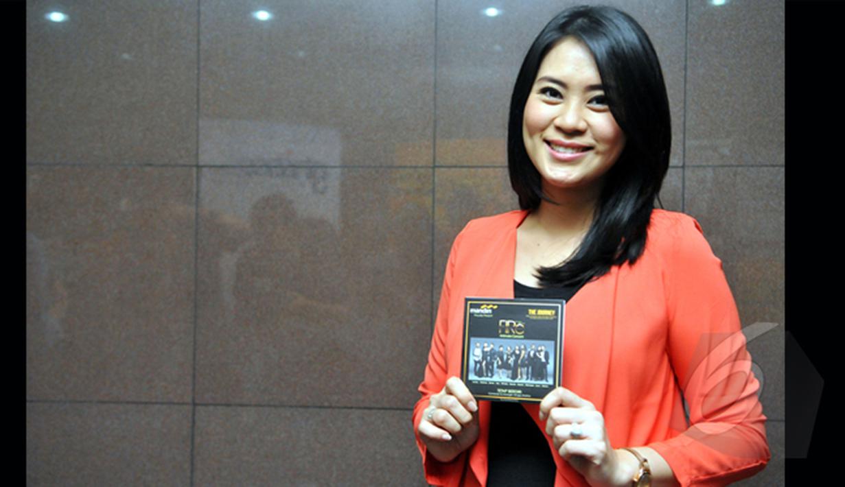 Helena Idol saat menghadiri konferensi pers peluncuran singgle pertama dari grup musik FIRE (First Idol REunion), Jakarta, Jumat (23/1/2015). (Liputan6.com/Panji Diksana)