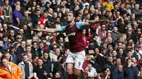 Lini Belakang Manchester United Takut Bersua Andy Carroll