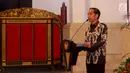 Presiden Joko Widodo atau Jokowi memberikan pengarahan dalam Rapat Koordinasi Nasional Pengendalian Kebakaran Hutan dan Lahan di Istana Negara, Jakarta, Selasa (6/8/2019). Jokowi menyampaikan tak mau kebakaran hutan dan lahan (karhutla) 2015 terulang kembali. (Liputan6.com/Angga Yuniar)