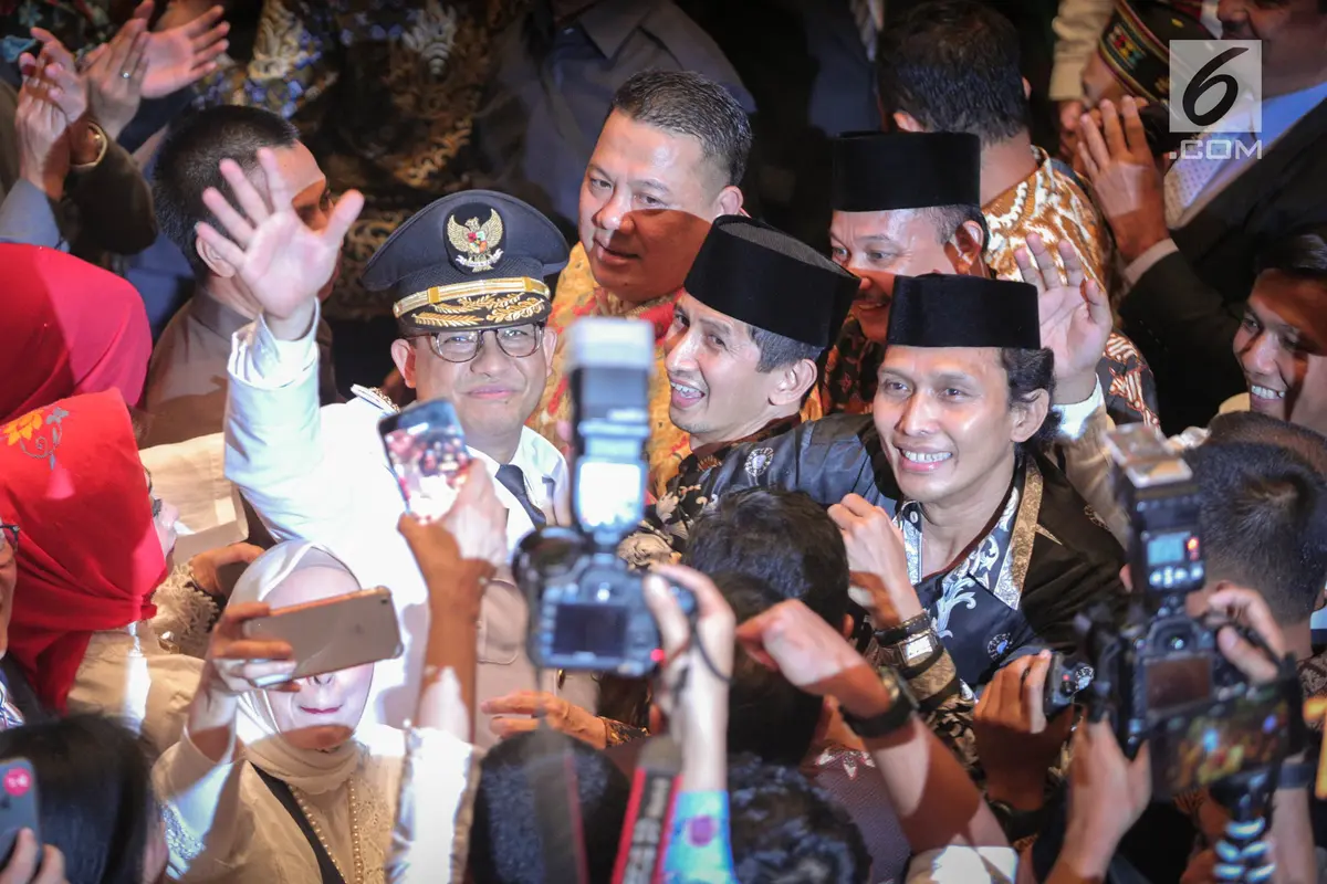 Resmi Pimpin DKI Jakarta, Anies Baswedan Teken Dokumen Sertijab