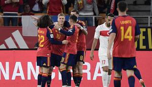 Timnas Spanyol bermain imbang 2-2 kontra Turki&nbsp;pada laga terakhir Grup E kualifikasi Piala Dunia 2026 di Estadio La Cartuja de Sevilla, Rabu (19/11/2025) dini hari WIB. Mesk gagal menang, Spanyol tetap berhasil lolos ke putaran final Piala Dunia tahun depan dengan status pemuncak Grup E. (AFP/CRISTINA QUICLER)
