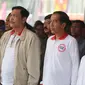Presiden Joko Widodo dan Ibu Negara Iriana Jokowi serta Kepala BNN, Komjen Budi Waseso (kiri). Menko Polhukam Luhut Binsar Pandjaitan saat hadiri peringatan HANI 2016 di kawasan Taman Sari, Jakarta, Minggu (26/06). (Liputan6.com/ Herman Zakharia)