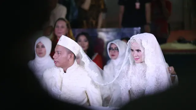 [Bintang] Vicky Prasetyo - Angel Lelga