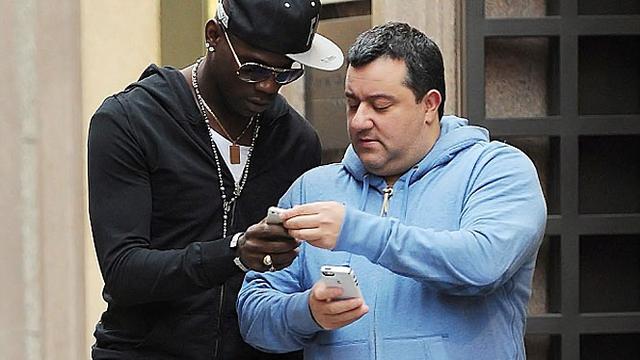 mino-raiola-balotelli-131230c.jpg