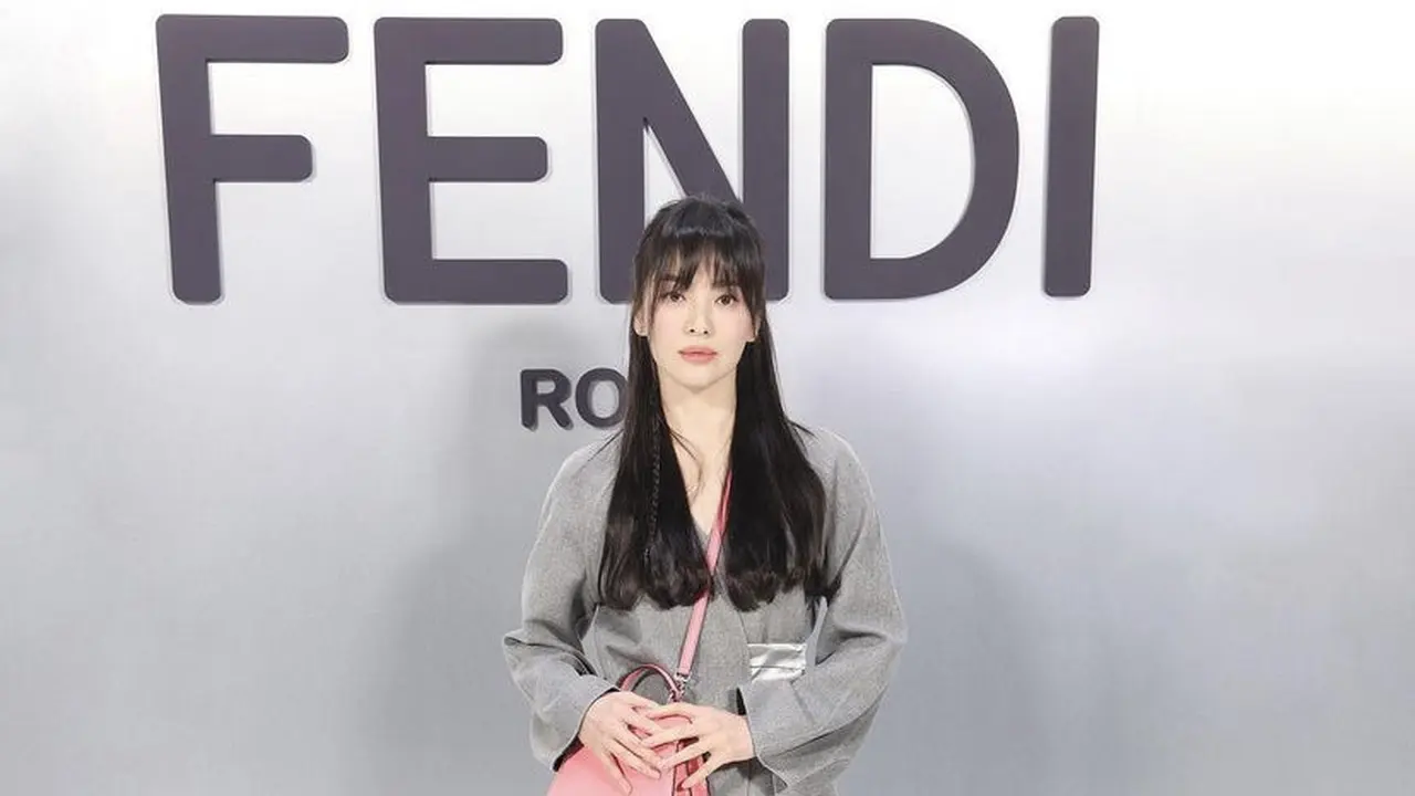 Song Hye Kyo di Fendi Milan Fashion Week