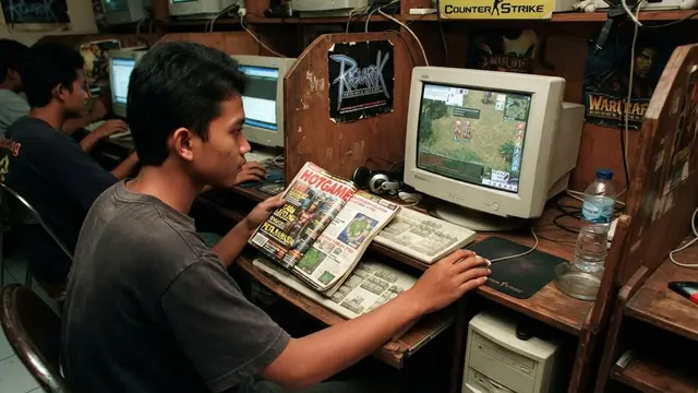Barang Nostalgia yang Dulu Sering Dibawa Saat Pergi ke Warnet