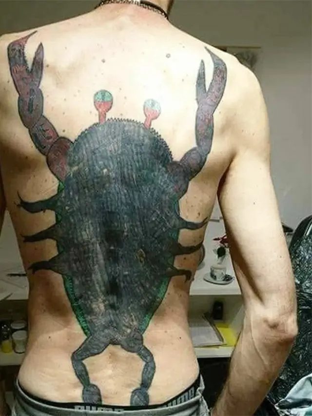 6 Tato di Punggung Ini Gagal Estetik, Nyelenehnya Bikin Tepuk Jidat