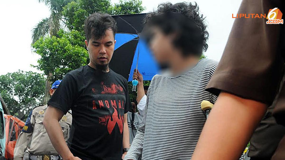 Dul Disidang, Ahmad Dhani Siapkan Roti Tawar