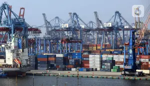 Neraca Dagang Indonesia Diproyeksi Defisit US$ 1 Miliar di Juni 2026