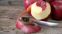 Cara Menghitamkan Rambut Kulit apel (iStockPhoto)
